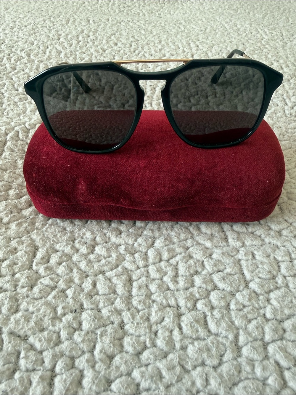 Gucci Black & Gold Aviator Square Sunglasses with Case